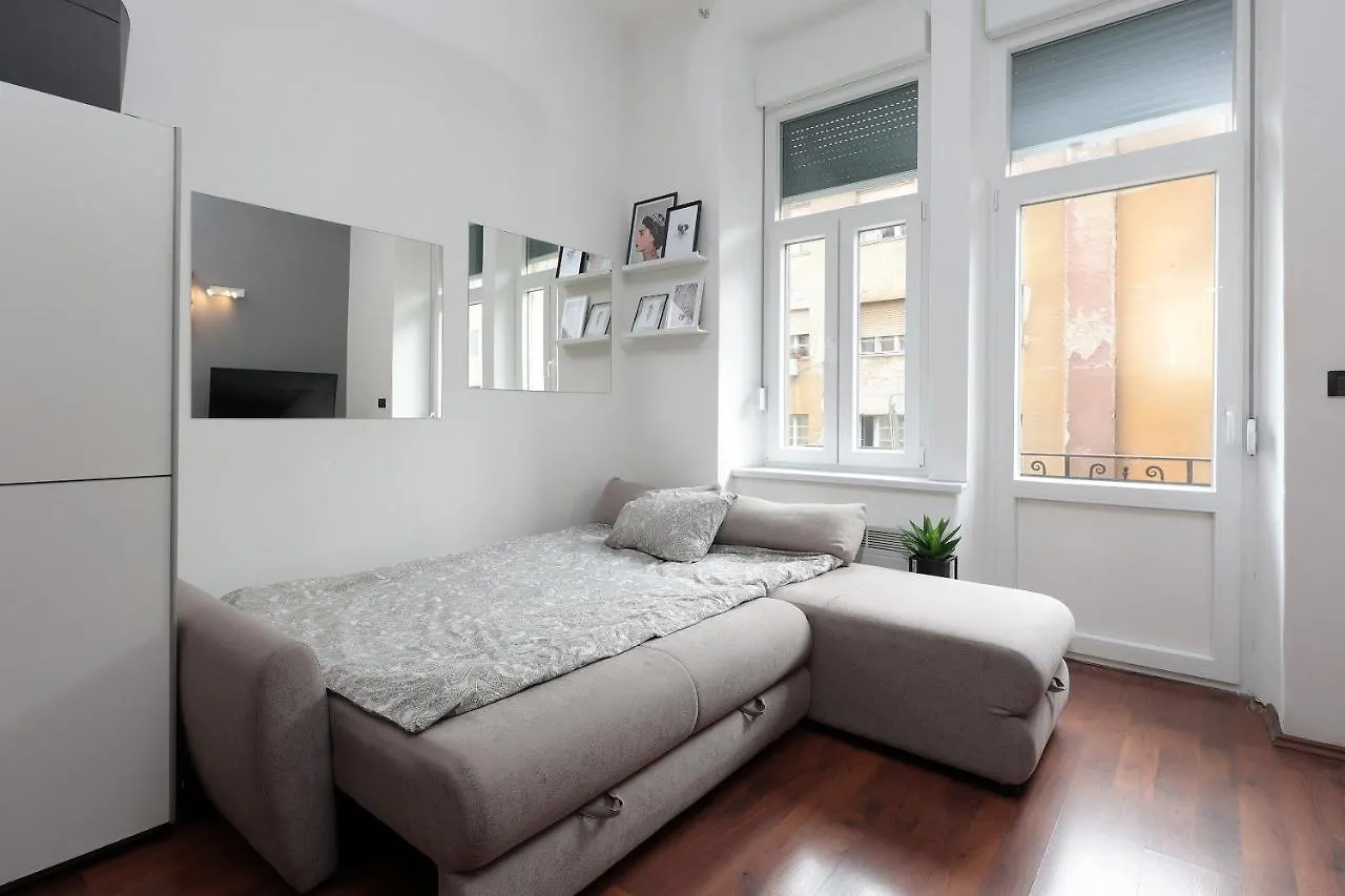 Nikas Rijeka Apartment